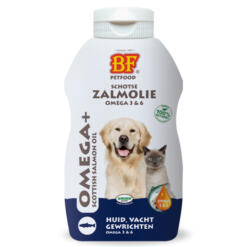 OMEGA+ Schotse Zalmolie voor honden 11 BF Petfood OMEGA+ Schotse Zalmolie voor honden en katten, vooraanzicht fles
