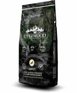 Adult Hert en Lam met Konijn