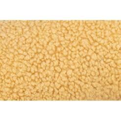 Beeztees Croissant Flaky – Pluche Hondenspeelgoed Bruin 7 Beeztees Croissant Flaky hondenspeelgoed detail textuur teddy stof