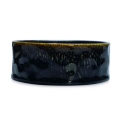 Designed by Lotte Jace eetbak keramiek zwart 13,5 cm detailfoto