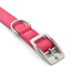 DOG Copenhagen Urban Classic hondenhalsband roze (Wild Rose), close-up roestvrijstalen gesp en D-ring, witte achtergrond