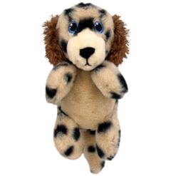 KONG Comfort Pups Spot detailfoto – krakende verpakking en pluche speelgoed hond