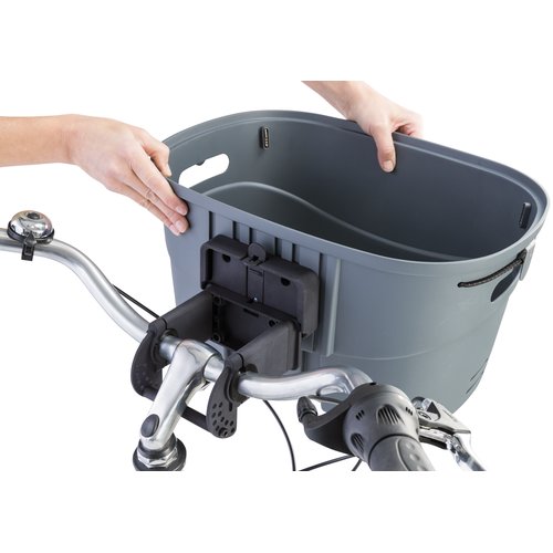 Trixie Stuur-Fietsmand voor Honden – Grijs 25 Trixie stuur-fietsmand montage universele houder stap 4