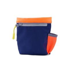 coachi-trainingstas-marineblauw-oranje-voorkant.jpg Coachi trainingstas marineblauw oranje neoprene trainingsgereedschap voorzijde carabiner zijzakje
