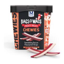 Emmer Montego Bags o' Wags Chewies Bacon 500 gram met losse rode en witte kauwstrips ervoor