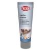 Tube Trixie Zalmpasta voor honden van 110 gram met 35 procent zalm