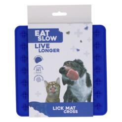 Eat Slow Live Longer Likmat Cross in verpakking met hond en kat