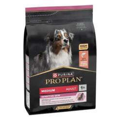 Zijaanzicht van de verpakking van Pro Plan hondenvoer met zalm voor middelgrote honden, met vermelding hoog eiwitgehalte