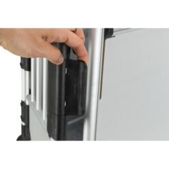 Autobench Aluminium TRIXIE, S tot XL 20 Hand die de veiligheidssluiting van de autobench bedient